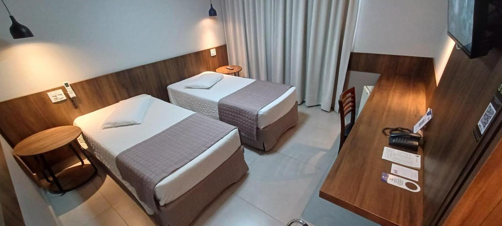 Cristal Palace Hotel Lins Luaran gambar